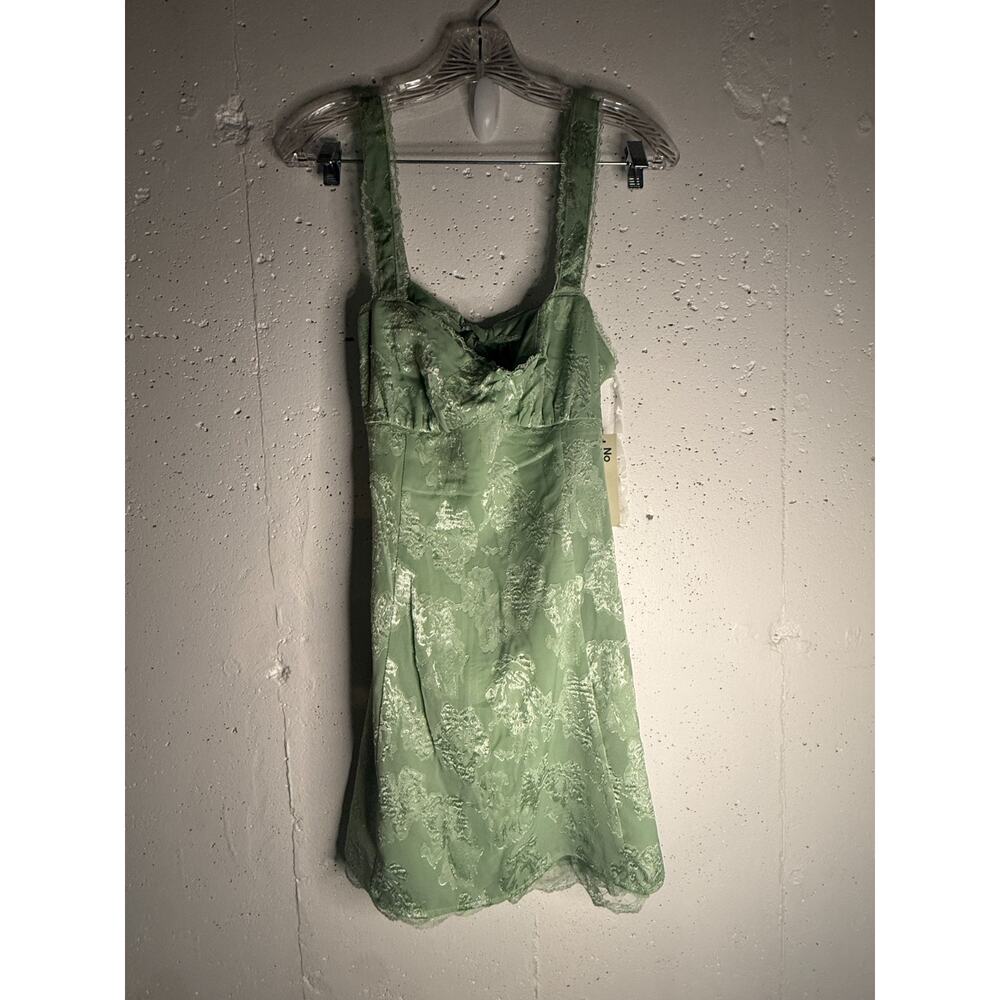 No Boundaries Womens Juniors Satin Jacquard Mini Dress Size XXS (0) NWT - Picture 4 of 9